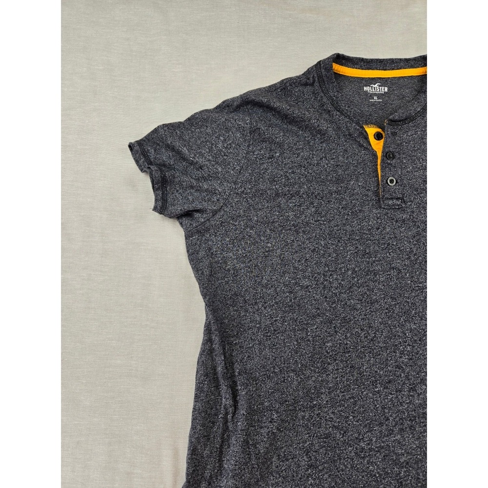 Hollister Mens Gray Heathered Short Sleeve Henley Shirt XL Embroidered Logo - Picture 7 of 10